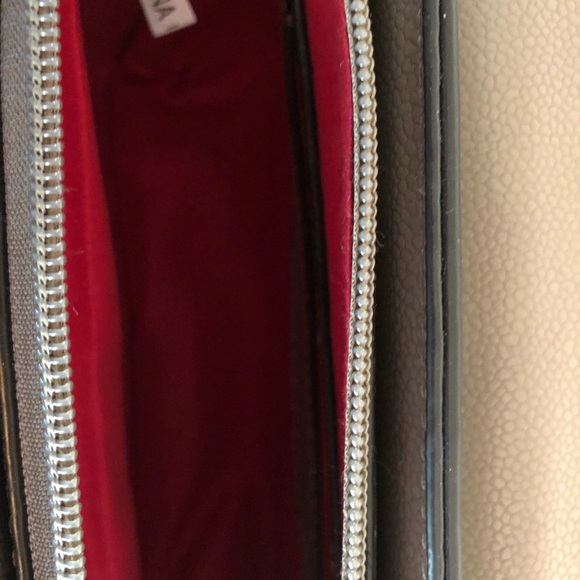 Purse - Picture 4 of 4